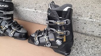 Kvalitní lyžáky Head 26-26,5 cm - 2