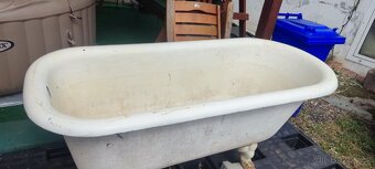 retro volne stojici litinova vana - 2