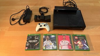 Herní set Xbox One s Kinectem a příslušenstvím - 2