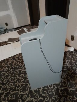 Odkládací stolek - 2