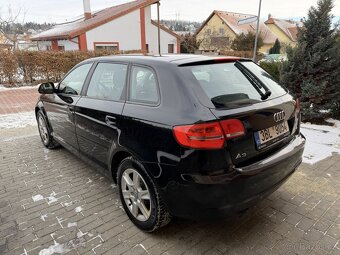 Audi A3 1.6i - 2