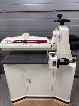 Sirokopasova válcová bruska - 2