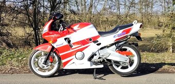 Honda CBR 600 F PC25 - 2