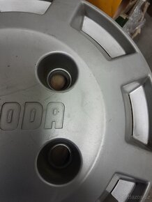 Škoda,nové  i zachovalé díly - 2