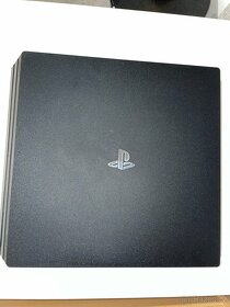 Prodávám Playstation 4Pro - 2