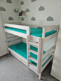 Palanda 2x150kg, 200x90cm, 2 úložné prostory, rošty a žebřík - 2