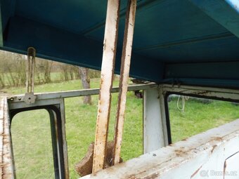 Kabina unhz 750 - 2