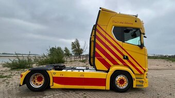 Scania S520 V8 4x2 Lowdeck / 2020 - 2