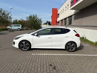 Kia Ceed GT line 1,6 CRDI Automat - 2