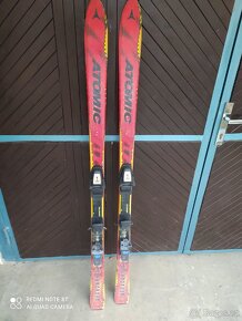 Sjezdové lyže atomic 160cm, použité - 2