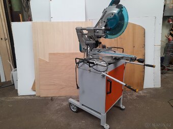 Pokosová pila Makita - 2