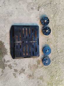 Držák registrační značky na skútr nebo motorku + odrazky - 2