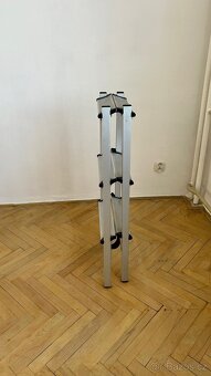 Lehké hliníkové (ALU) skládací štafle - 3 úrovně - 2