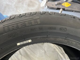 Pneu Pirelli cinturato 245/45R18 - 2
