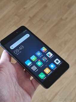 Redmi 4A – funkční telefon s novou baterií - 2