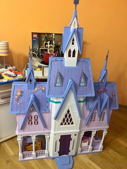BARBIE VELKÝ DOMEK - 2