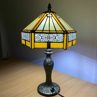 Vitrážová stolní lampa - 2