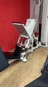 leg press posilovací stroj na nohy - 2