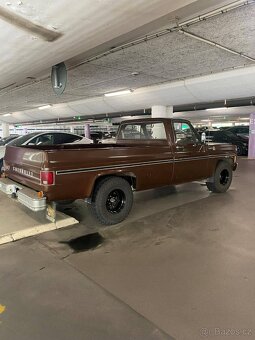 Chevrolet C10 z roku 1977 - 2