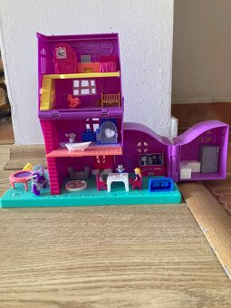 Polly pocket domeček se spousty nábytku - 2