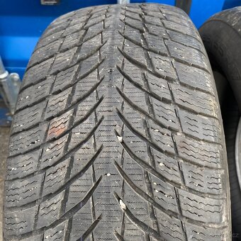 Zimní pneu 235/55 R17 103H Nokian 6mm - 2
