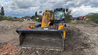 Teleskopický manipulátor JCB 535 125 - 2