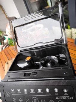 kávovar KRUPS EA897B10 Evidence Eco - záruka 12/2026 - 2