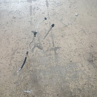 Trubka klimatizace Scenic2 - 2