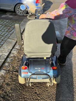 Elektrická tříkolka/invalidní vozík STERLING ELITE XS - 2