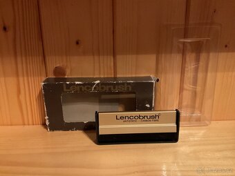 Kartáček na gramodesky Lencobrush - 2