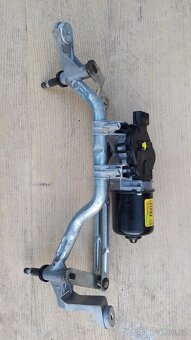 Mechanismus stěračů clio IV - 2