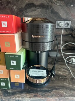 Nespresso kavovar - 2
