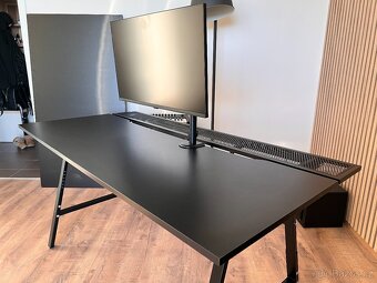 Prodám herní stůl IKEA - 2