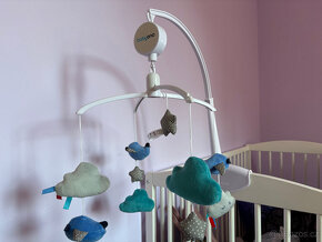 Kolotoč nad dětskou postýlku - 2