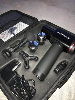 Masážní pistole Bodysonic MG10 Professional (PC 4880 Kč) - 2