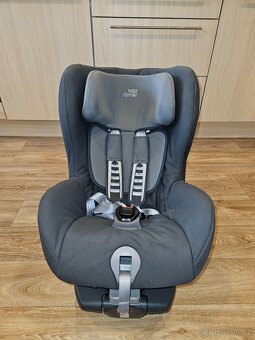 Britax Römer Safefix plus - 2