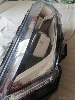 Prave přední světlo Renault Talisman - 2