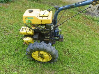 prodám malotraktor agzat s nářadím - 2