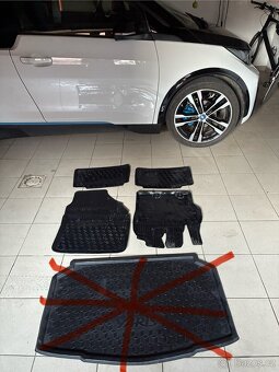 Orig.kola Toyota Yaris(aktuální model)+bonus koberce+vana - 2