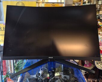 31,5" herní monitor Asus TUF Gaming VG32VQ1BR na ND - 2