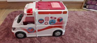 Barbie sanitka - 2