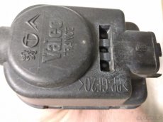 Motorek předního světlometu Peugeot 206 - 2
