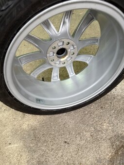 Prodám zimní kola na Škoda Superb R 18 - 2