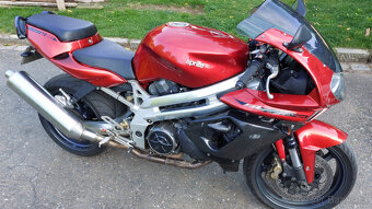 Aprilia Falco - 2