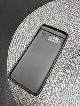 kryt na Pixel 8 - 2