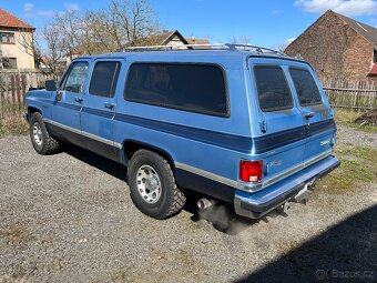 Chevrolet Suburban 1998 - 2