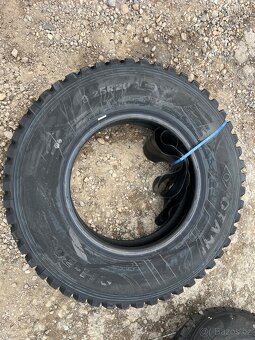 8.25-20 Zaberove pneu V3S PRAGA - 2