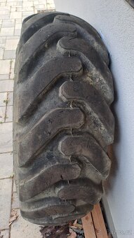 Prodam nebo Koupím do páru 1ks pneu 12,5 80 18  goodyear - 2