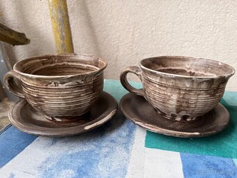 Talíře, talířky a šálky - 2