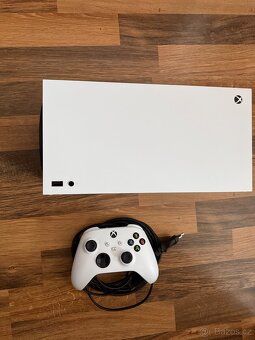 Xbox Series X v záruce +Fc 26 - 2